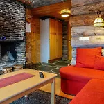 Sallanhelmi C2 By Interhome